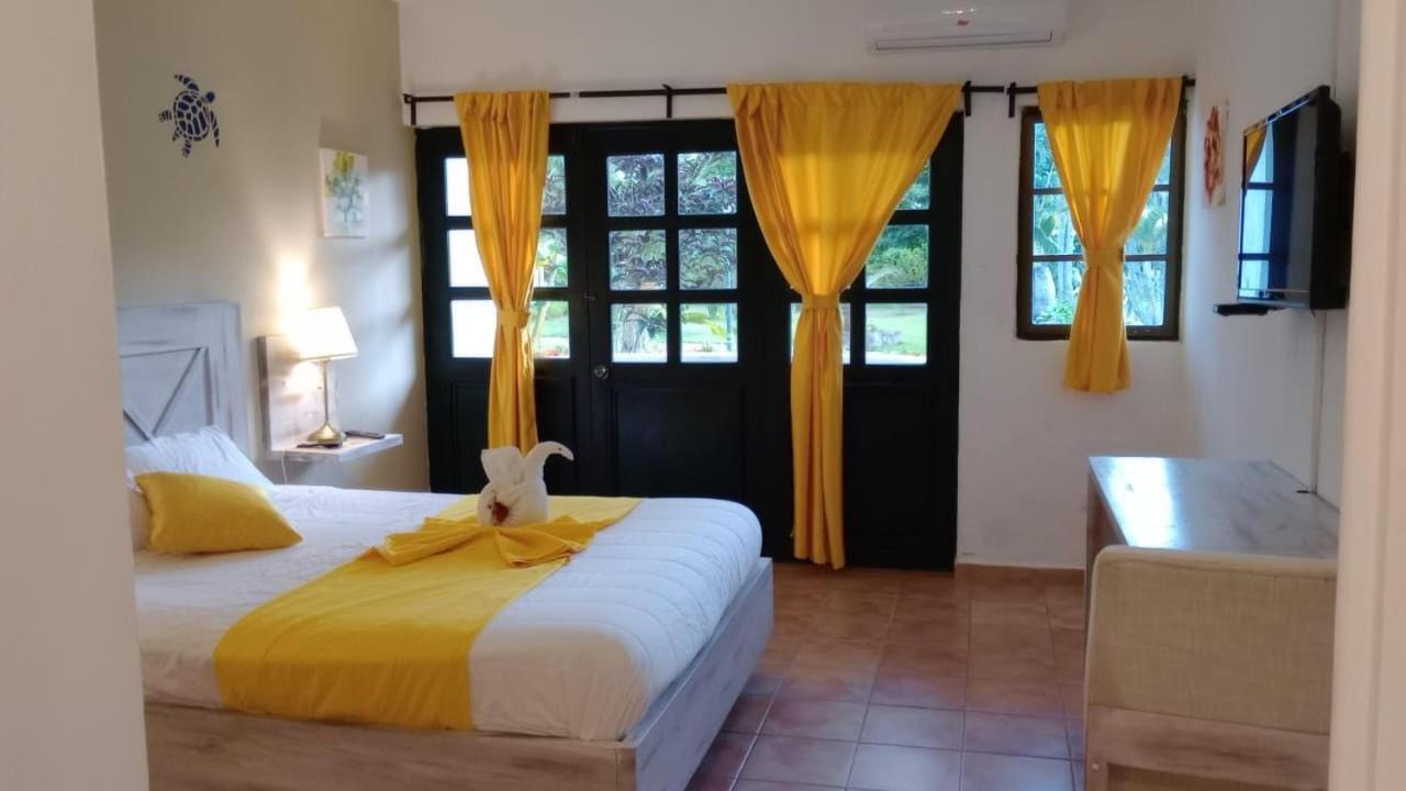 לאס טרנאס Hotel Bahia Punta Bonita מראה חיצוני תמונה