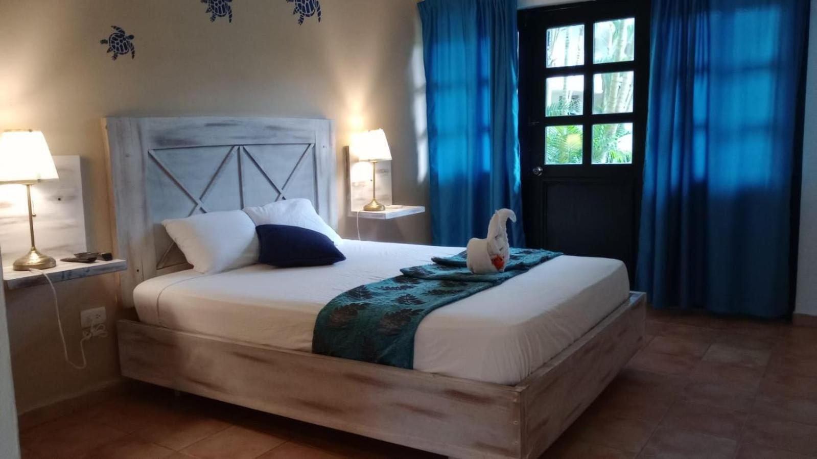 לאס טרנאס Hotel Bahia Punta Bonita מראה חיצוני תמונה